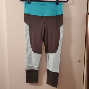 Victoria's Secret VSX Sport | Blue/Grey Knockout Capri Leggings